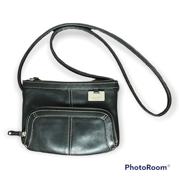 Tignanello Handbags - Tignanello Women's Black Leather Small Crossbody Bag Purse With Built-In Wallet